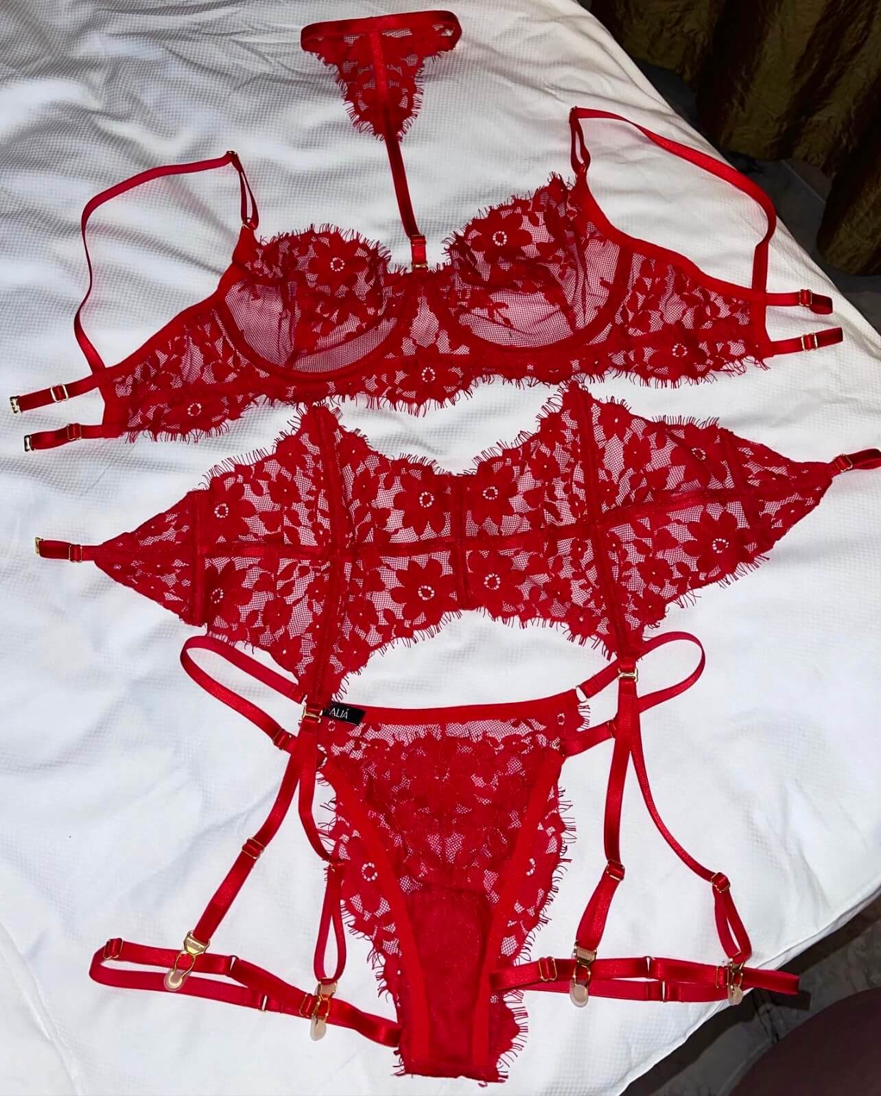 Seductive Hearts Set