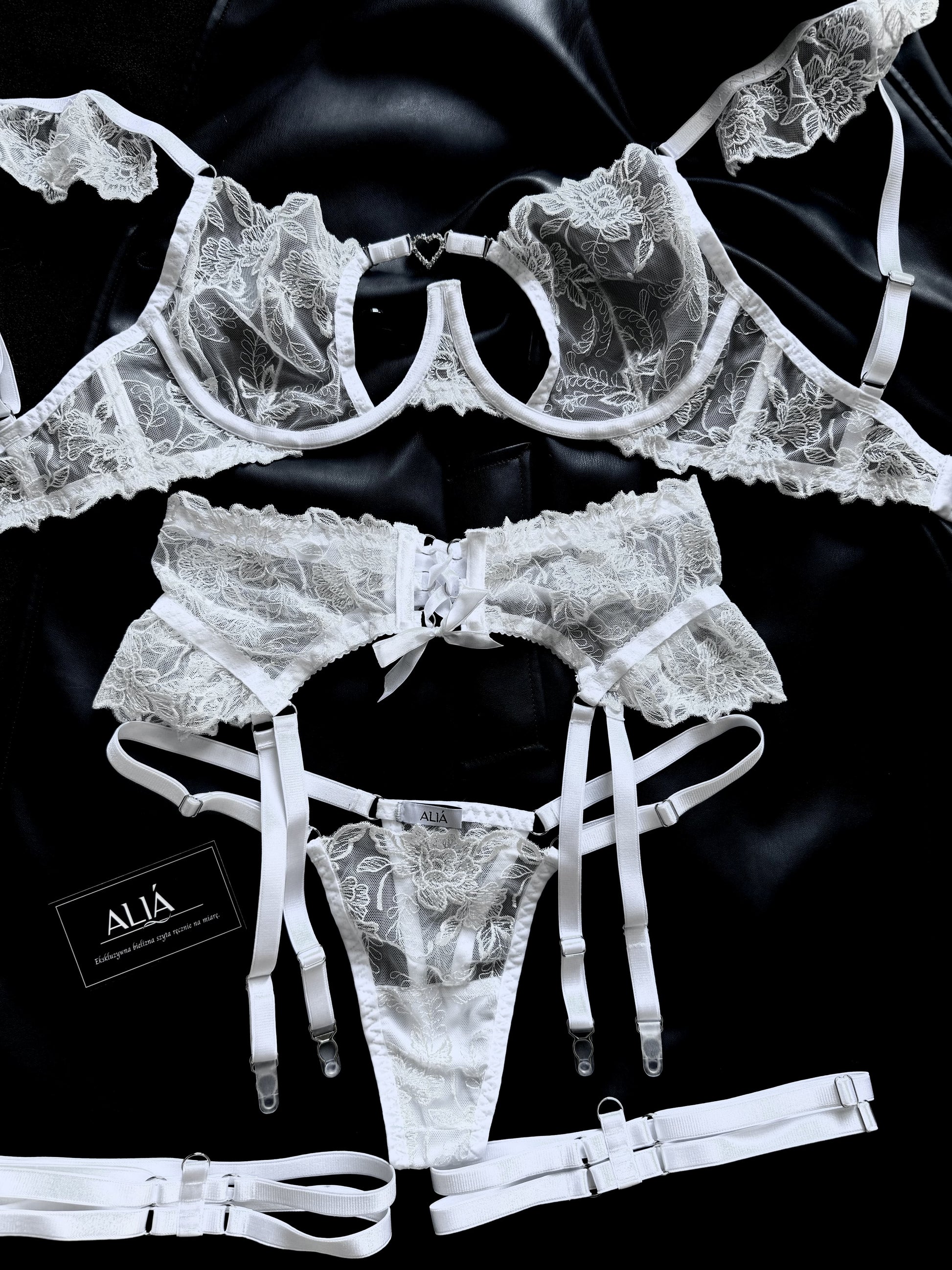 WHITE ANGEL SET