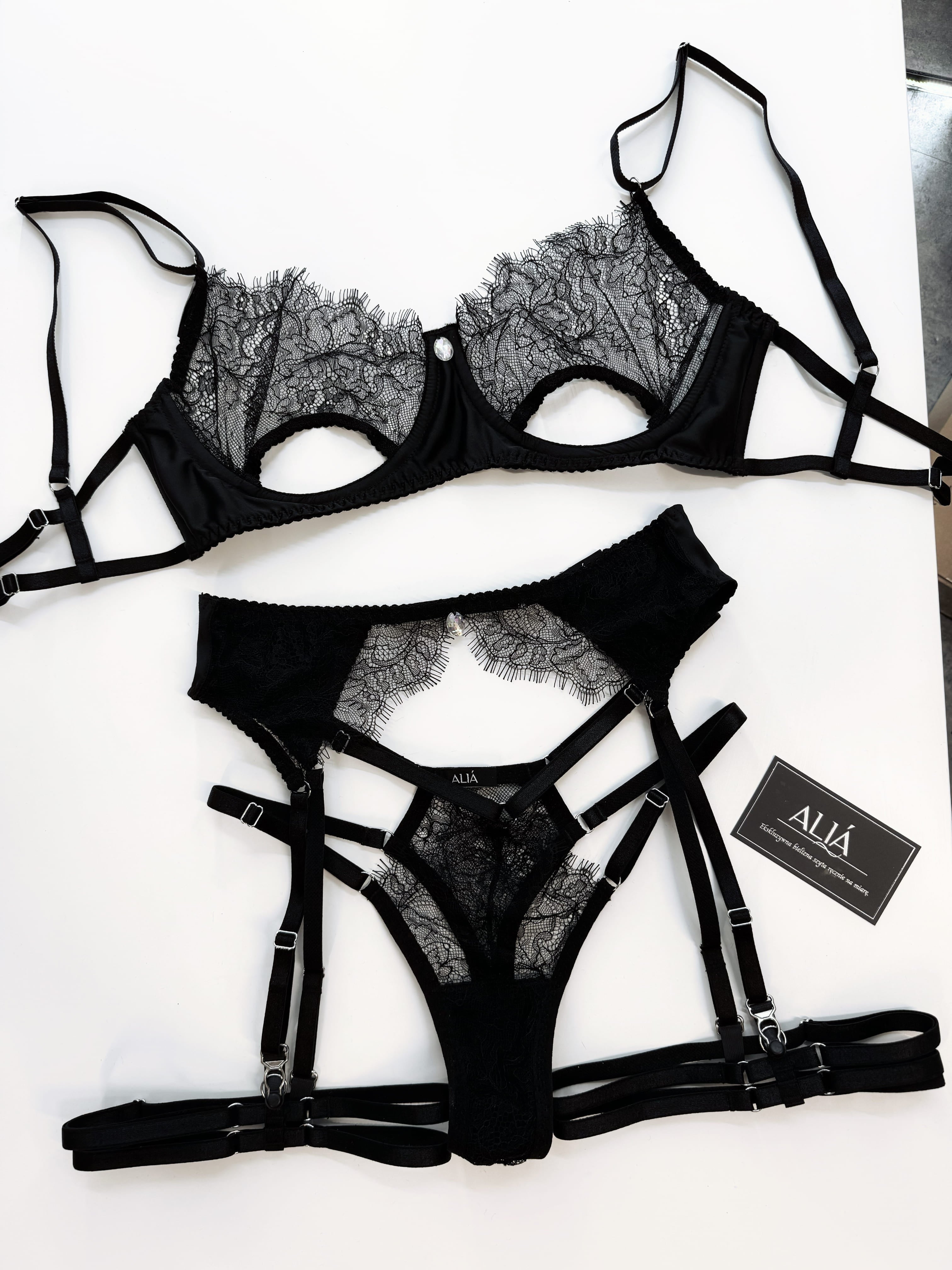 Zasługujesz na to! Jak bielizna może być prezentem dla samej siebie❤️