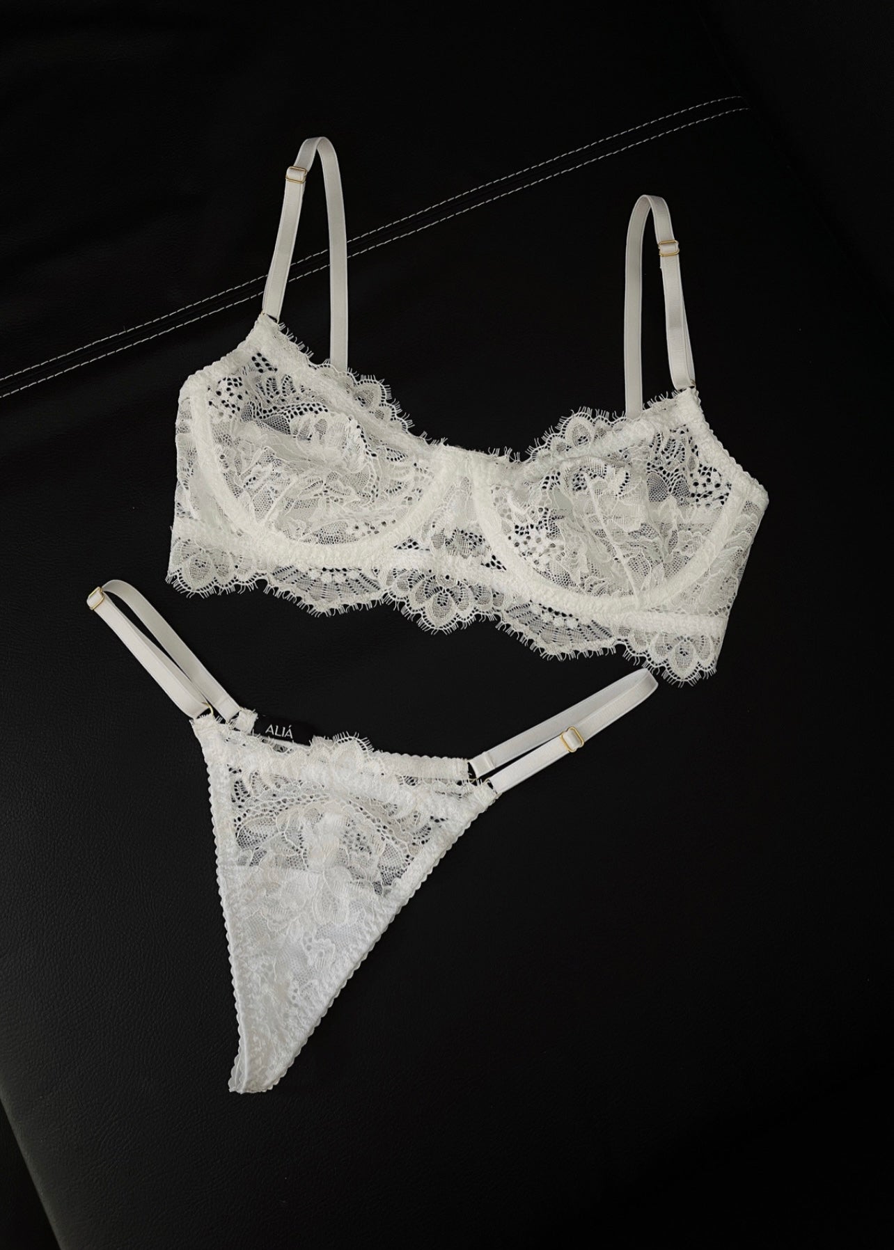 ANIA SET