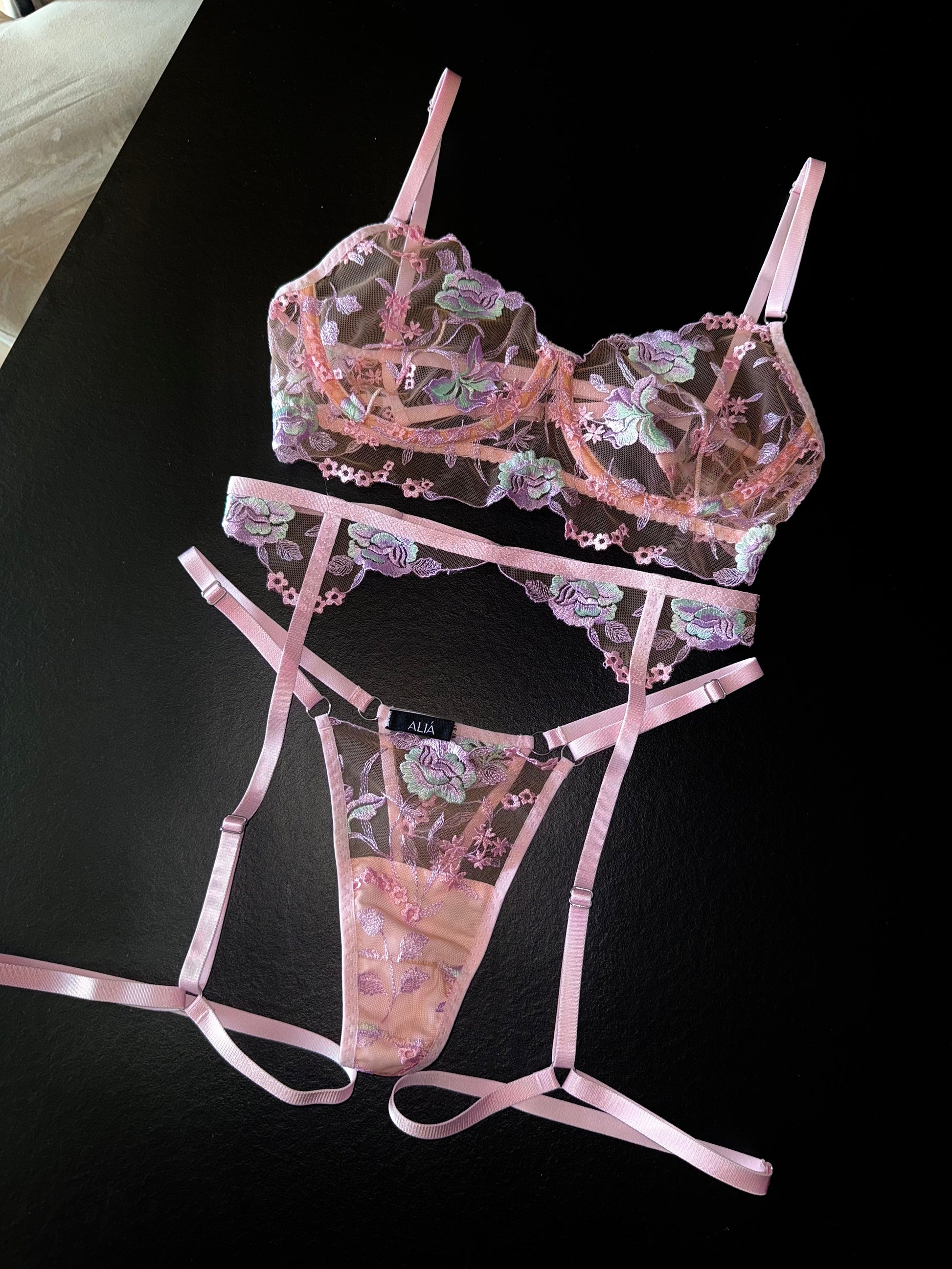 LEVI SET