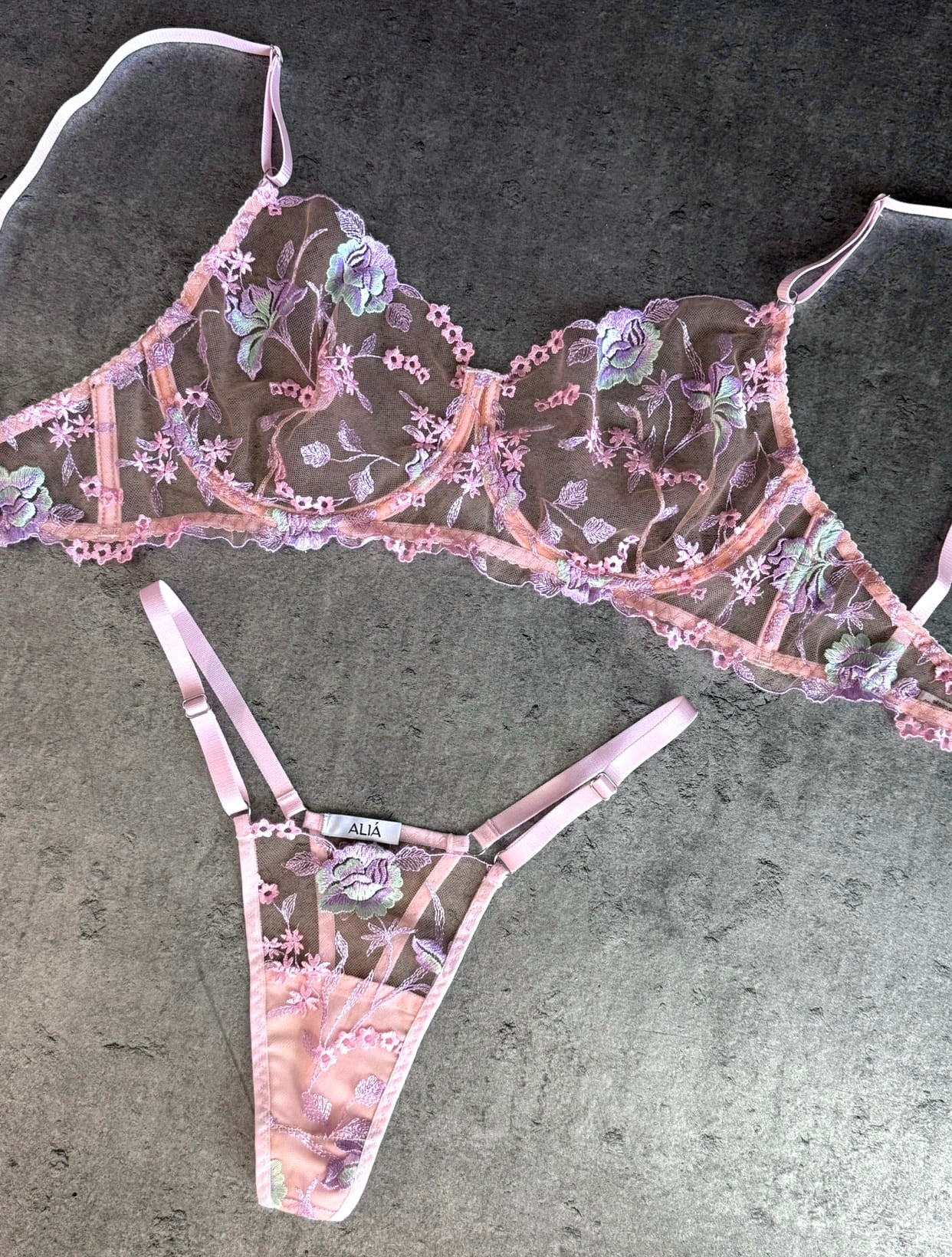 LEVI SET