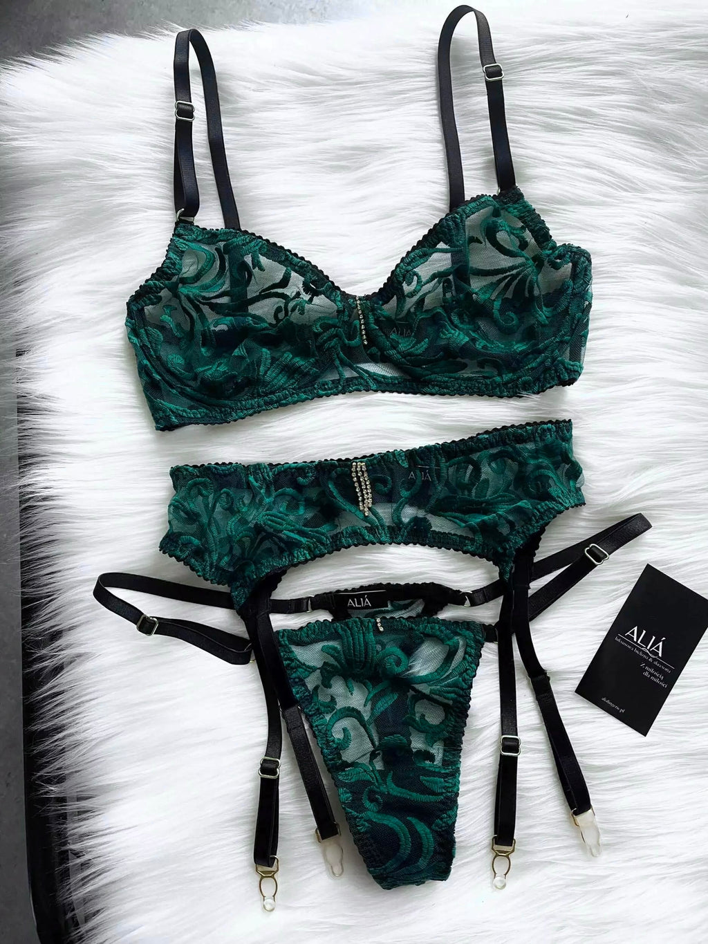 NICOLE SET
