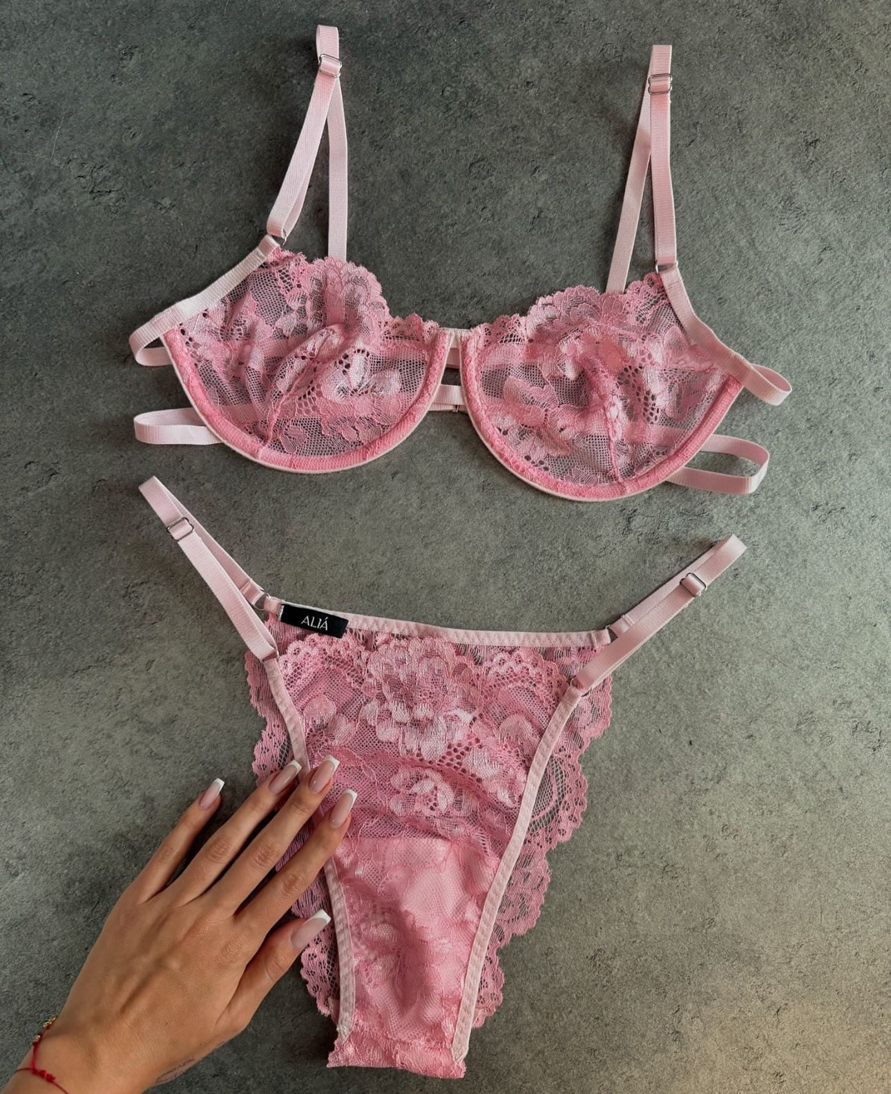 MIA SET