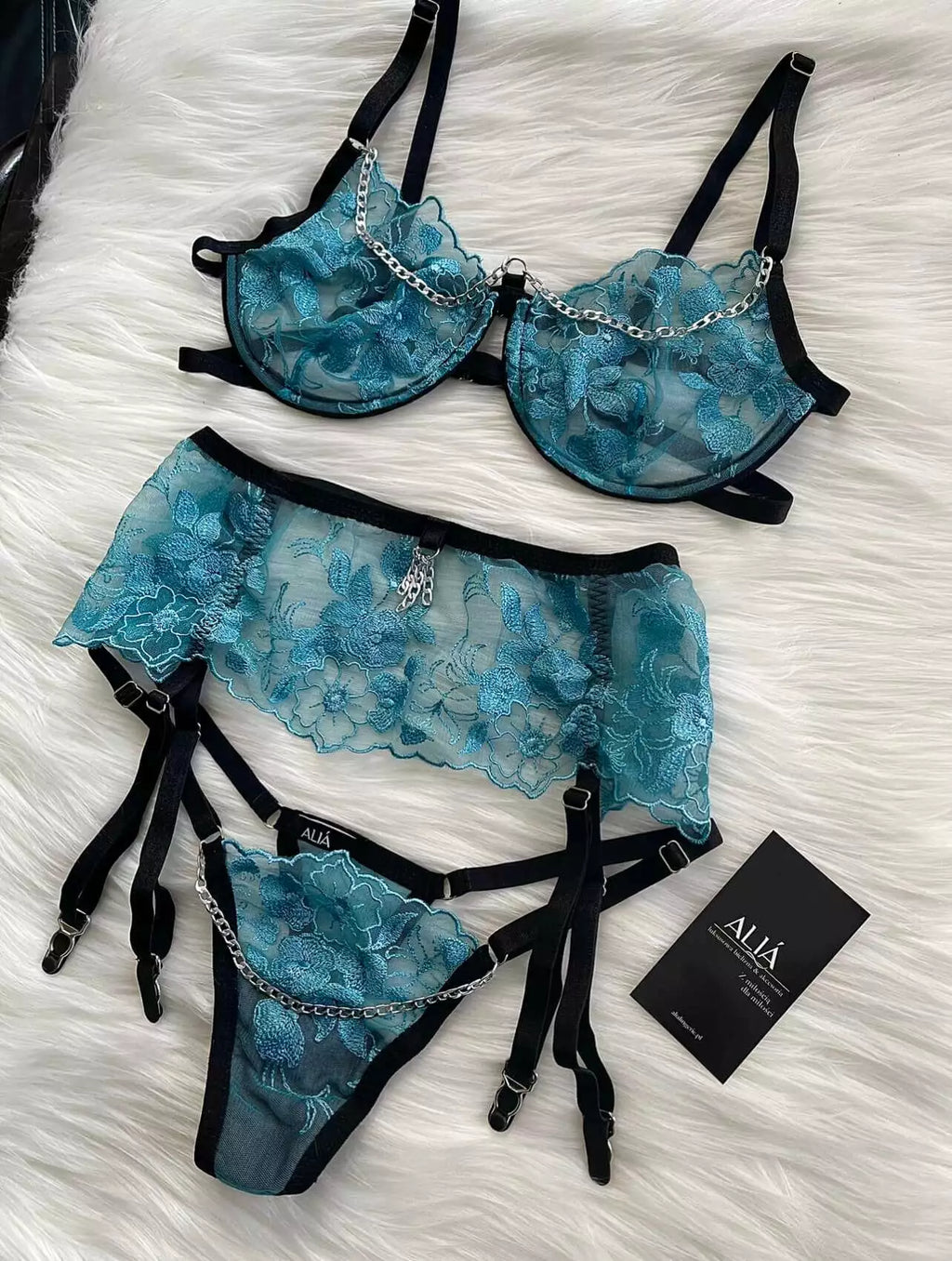 NAGIRIA SET