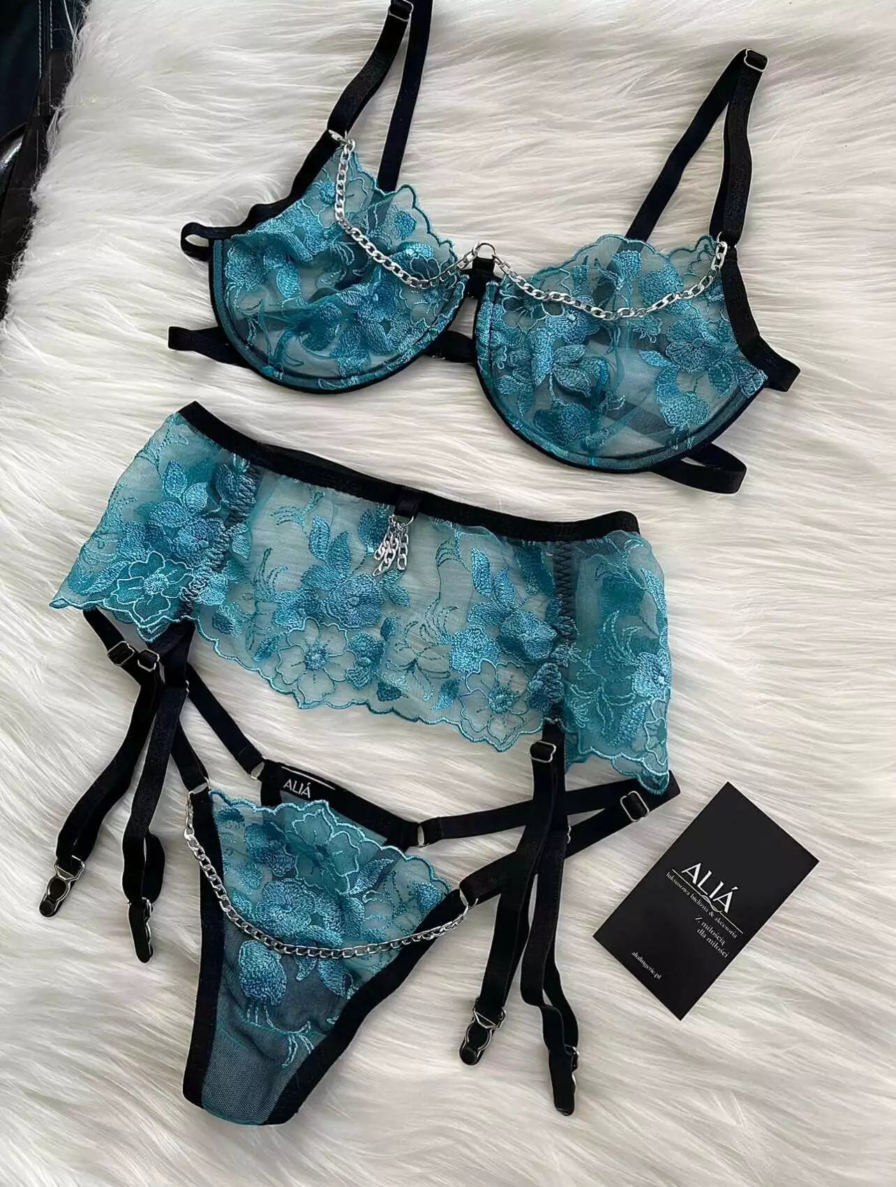 NAGIRIA SET