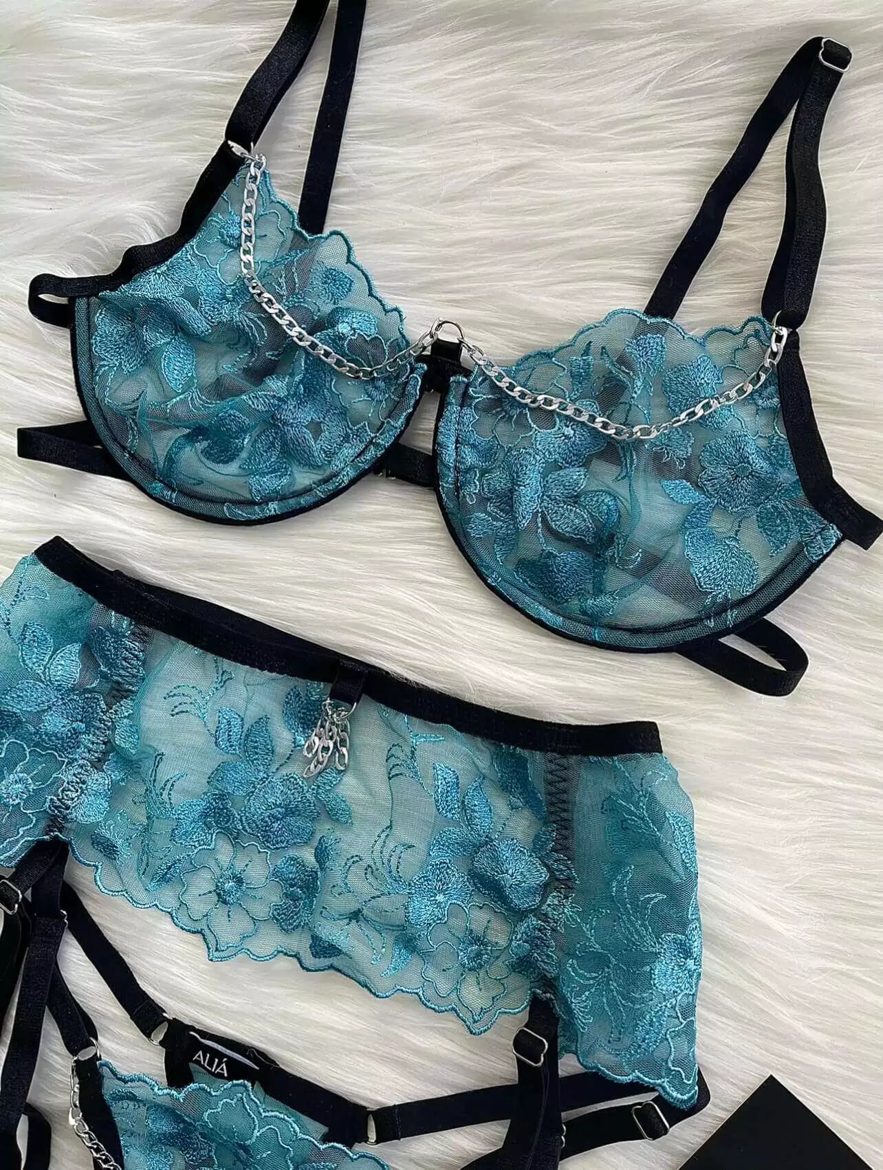 NAGIRIA SET