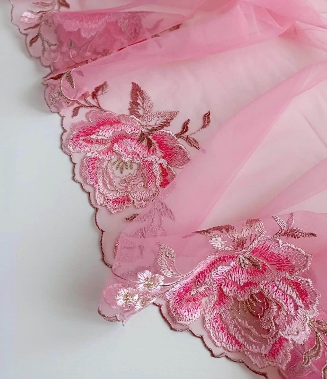 ROSE SET | komplet z przepięknej koronki z łańcuszkami