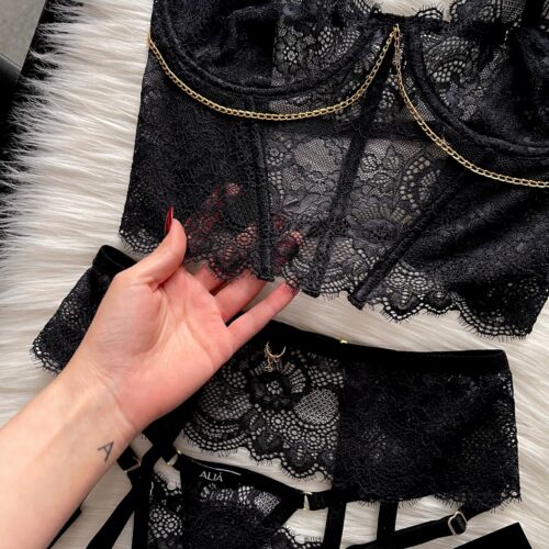 https___alialingerie.pl_wp-content_uploads_2022_10_66271505-E24E-4047-9157-C2EA21140D48