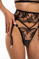 BLACK QUEEN SET